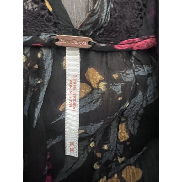 Free People Floral Black Bell Sleeve Boho Top Womens Medium Whimsigoth - Picture 2 of 4